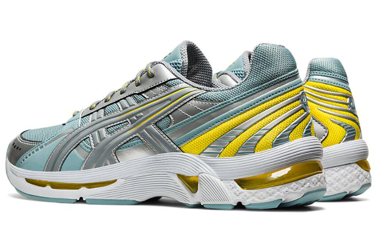 Shop ASICS Gel Kyrios '浅钢银色' 1201A026-400