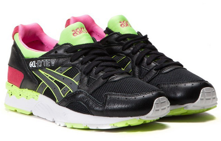Lookbook ASICS Gel Lyte 5 'Hitam Hijau' H5Y1L-9090
