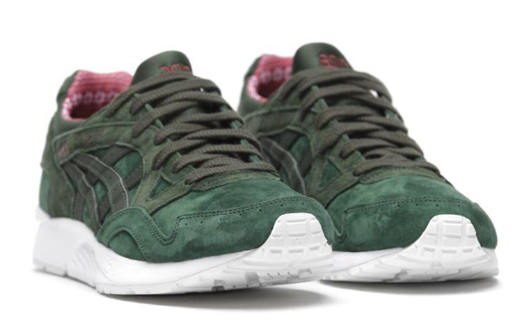 Lookbook アシックス ゲルライト5 クリスマス”ダサセーター” H6R2L-8082