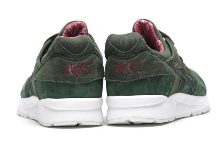 Shop アシックス ゲルライト5 クリスマス”ダサセーター” H6R2L-8082