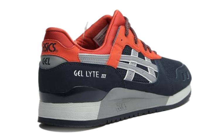 Shop Asics Gel-Lyte 3 復古休閒慢跑鞋 男女兩用 黑珊瑚紅