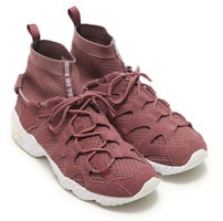ASICS Gel Mai Knit MT 'Rose Taupe' dalam warna Merah Mawar H8A0N-2626 Lookbook ASICS Gel Mai Knit MT 'Rose Taupe' dalam warna Merah Mawar H8A0N-2626