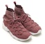 Lookbook ASICS Gel Mai Knit MT 'Rose Taupe' dalam warna Merah Mawar H8A0N-2626
