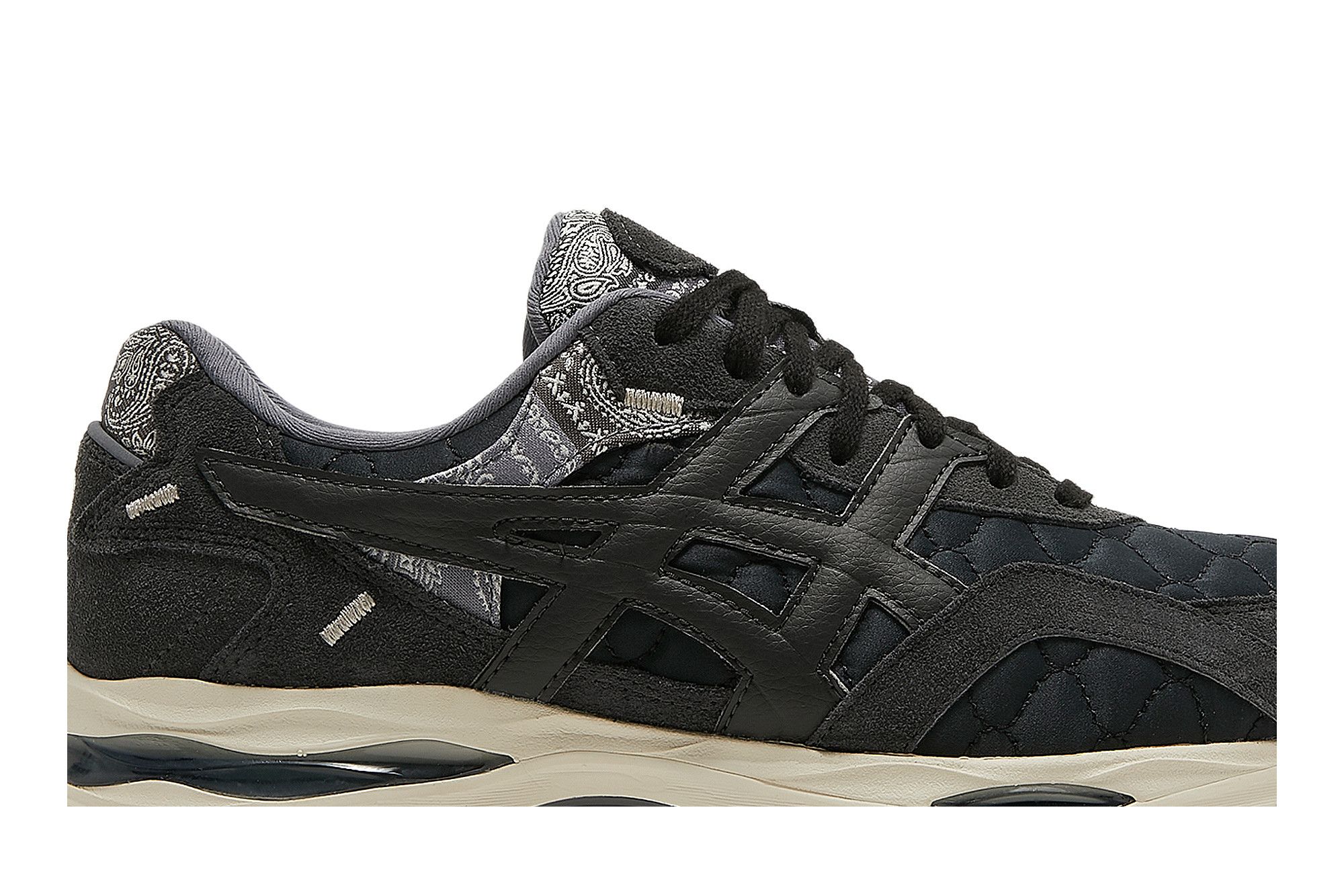 Order ASICS Gel MC Plus ''Zwart Creme'' 1201A312-001
