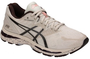 ASICS Gel-Nimbus 20 SP '奶油黑' 运动鞋 T804N-0229 Lookbook ASICS Gel-Nimbus 20 SP '奶油黑' 运动鞋 T804N-0229
