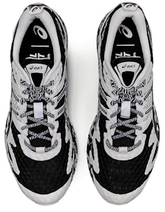 ASICS Gel Noosa Tri 12 'Hitam Putih' 1011A673-002 Shop ASICS Gel Noosa Tri 12 'Hitam Putih' 1011A673-002