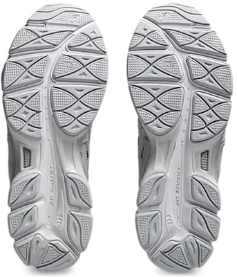 ASICS Gel NYC 'Crema Gris Nube' 1203A663-101 Details for ASICS Gel NYC 'Crema Gris Nube' 1203A663-101