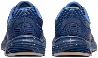 Shop Asics Gel-Pulse 11 經典拼色 減震防滑 低筒 跑步鞋 男款 藍金