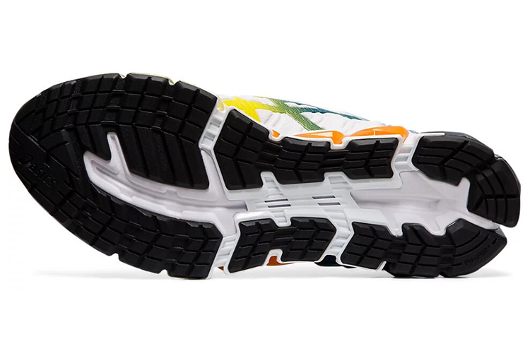 Shop ASICS Gel Quantum 360 5 '白色雪松柚子' 1021A173-100