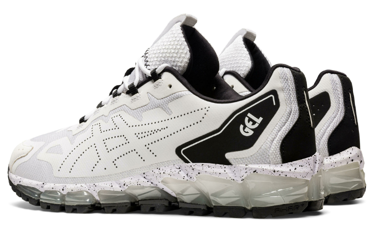 Shop ASICS Gel Quantum 360 6 'Blanco Negro' 1201A725-100