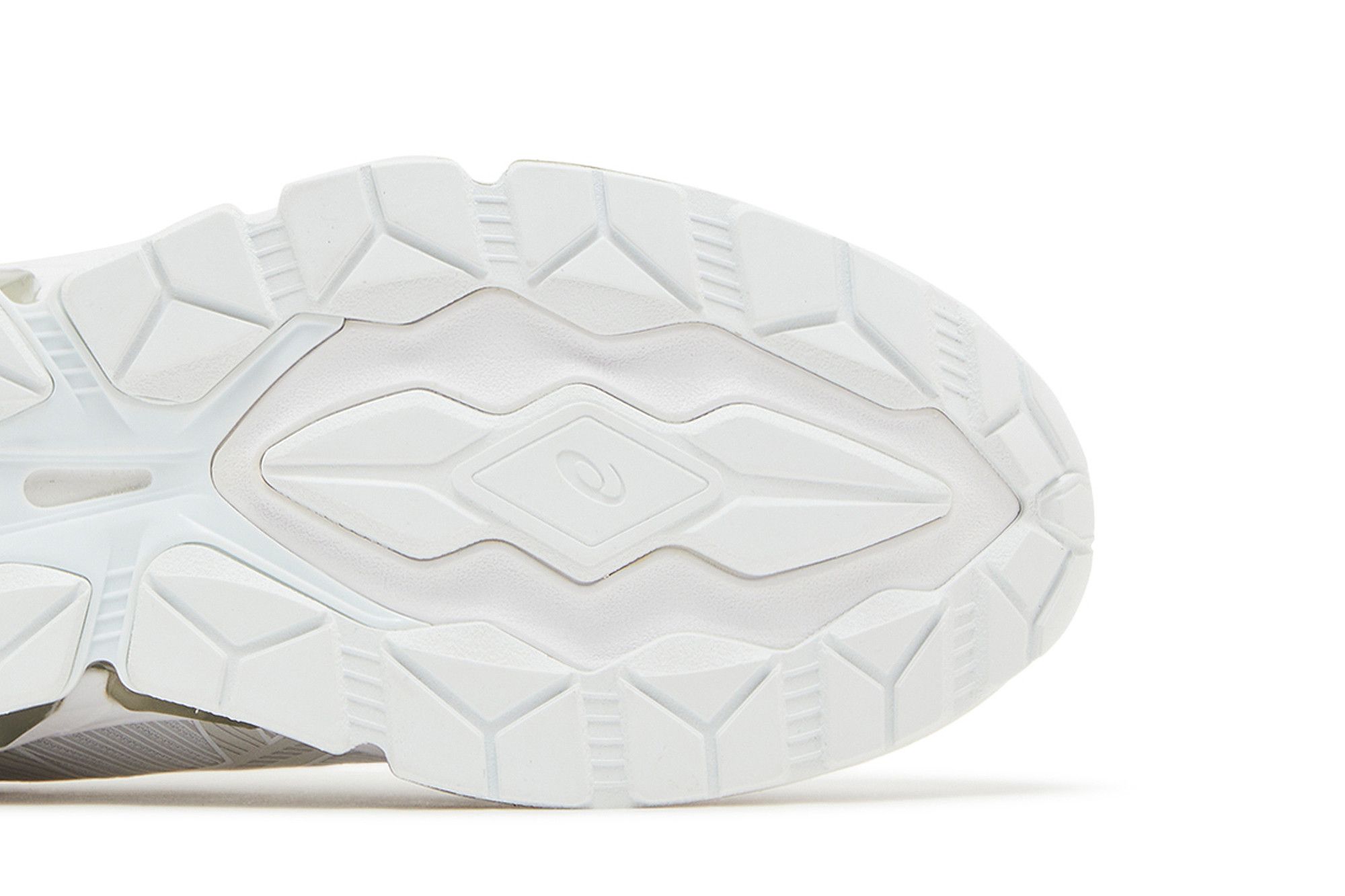 Purchase ASICS Gel Quantum 360 7 'Triple White' 1201A481-100