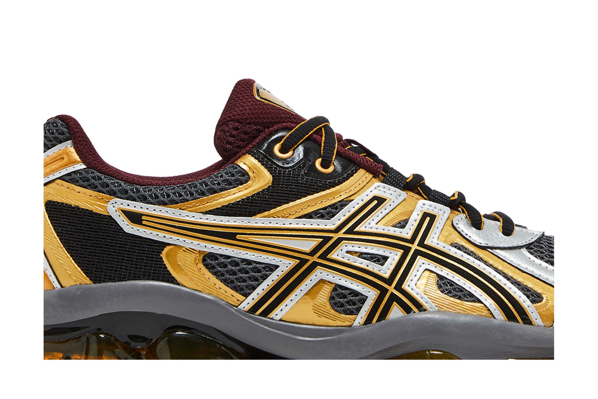 Order ASICS Gel Quantum Kinetic ''Carbon Pure Gold'' Schoenen 1203A270-021