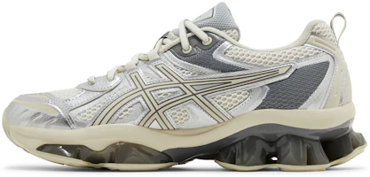 Shop ASICS Gel Quantum Kinetic '銀色' 1203A270-101
