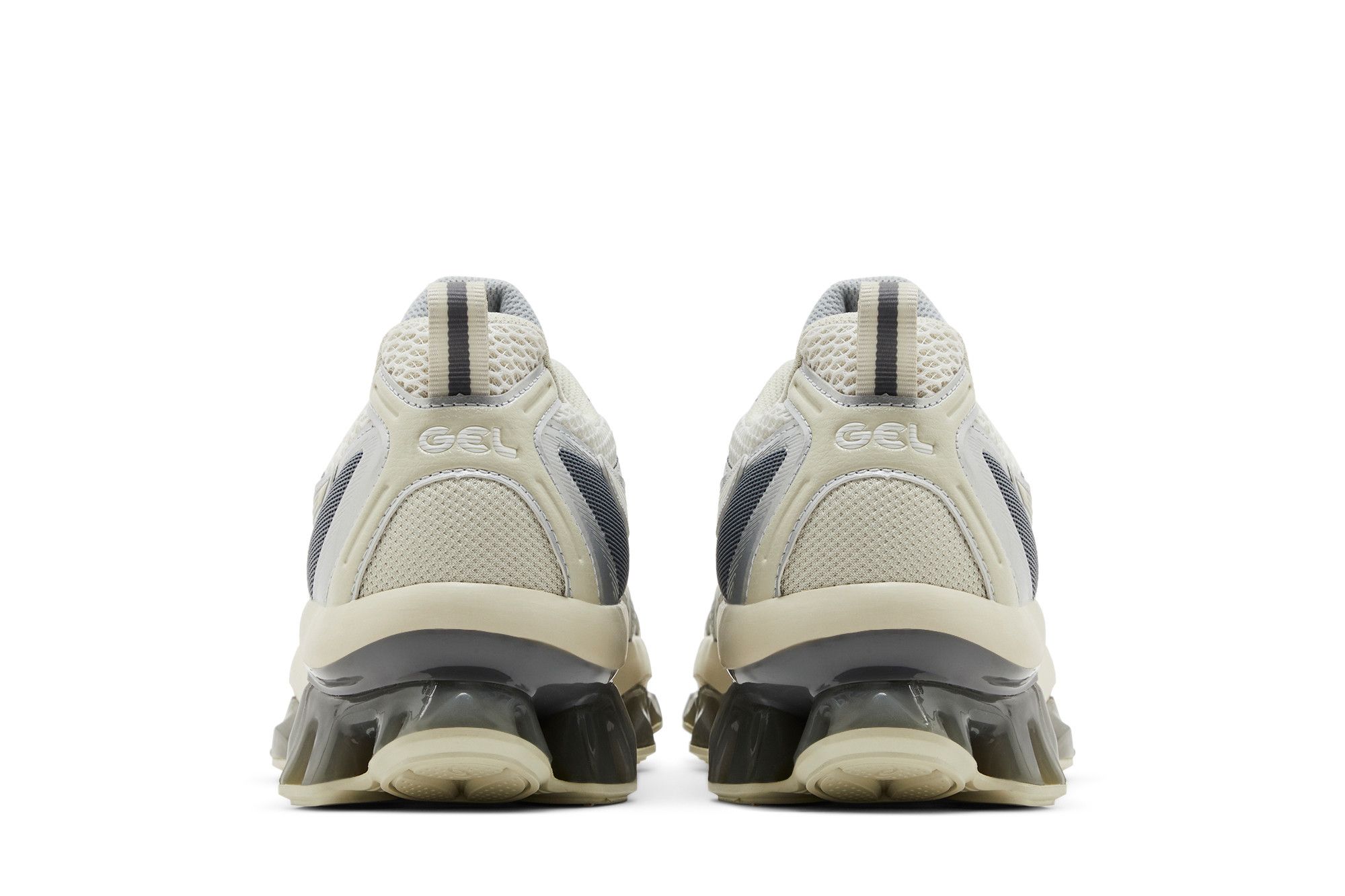 Sizing ASICS Gel Quantum Kinetic 'Plata' 1203A270-101