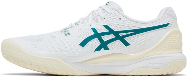 ASICS Gel Resolution 9 'Putih Pitch Hijau' 1041A435-101 Lookbook ASICS Gel Resolution 9 'Putih Pitch Hijau' 1041A435-101