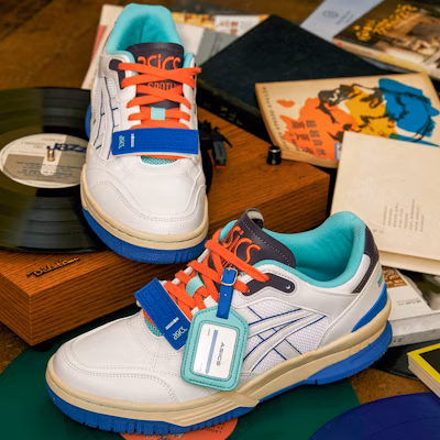 ASICS Gel-Spotlyte Low V2 'Biru Putih' 1203A258-100 Sizing ASICS Gel-Spotlyte Low V2 'Biru Putih' 1203A258-100