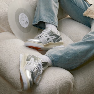 Asics Gel-Spotlyte 低筒v2 潮流 復古籃球鞋 男女皆宜 橙銀 1