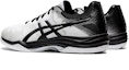Shop ASICS Gel-Tactic Negro 'Blanco' zapatillas de deporte. 1073A015-100