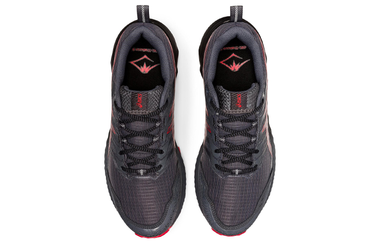 Lookbook ASICS Gel Trabuco 9 ''Gris Carrier Rouge Électrique'' 1011B030-021