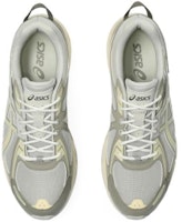 아식스 젤벤처 6 '바닐라 커스터드' 1201A946-020 Lookbook 아식스 젤벤처 6 '바닐라 커스터드' 1201A946-020