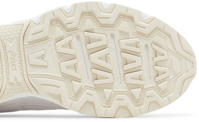 아식스 젤 벤처 6 '화이트 크림' (50 characters) 1203A297-100 Purchase 아식스 젤 벤처 6 '화이트 크림' (50 characters) 1203A297-100