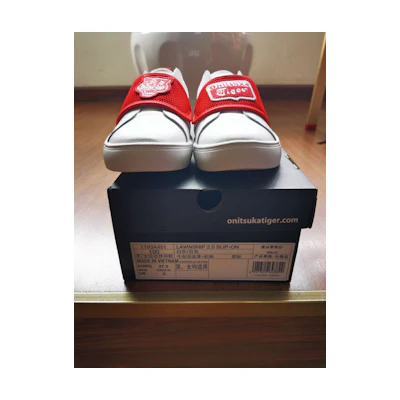 ASICS Generic White Sneakers 'White'
