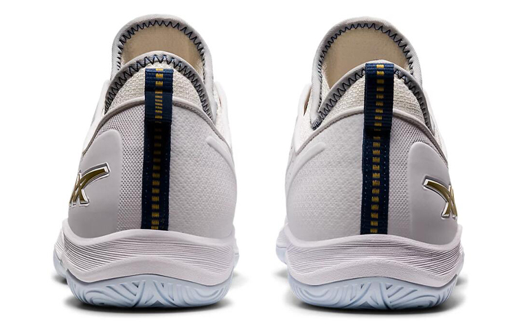 Lookbook ASICS Glide Nova FF 'Putih Emas Kaya' 1061A003-118