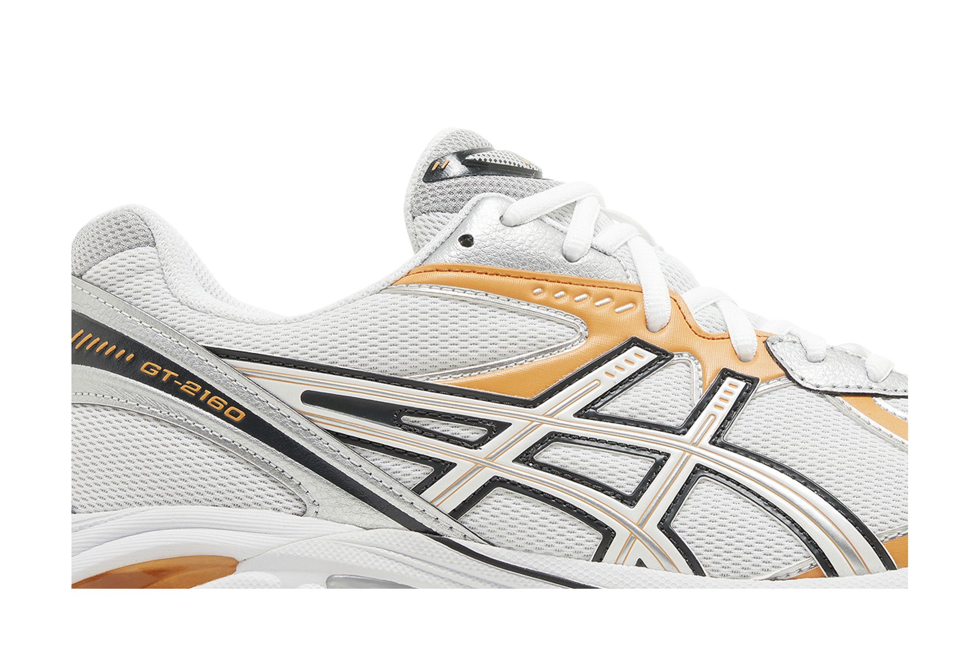 Lookbook ASICS GT 2160 ''Bianco Arancione Lily'' 1203A320-101