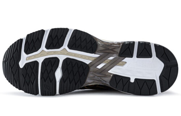Purchase ASICS GT-Motor Hitam/Emas 1011A938-002