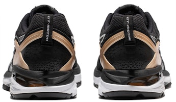 ASICS GT-Motor Hitam/Perak 1011A938-005 Lookbook ASICS GT-Motor Hitam/Perak 1011A938-005