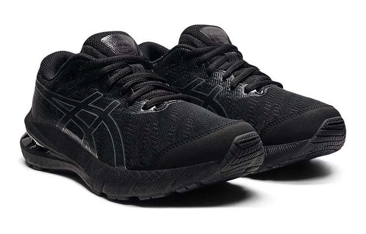 Lookbook ASICS GT 2000 10 GS 'Hitam Triple' 1014A211-001