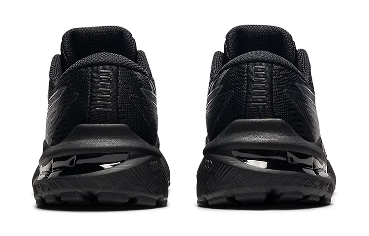 Purchase ASICS GT 2000 10 GS 'Hitam Triple' 1014A211-001