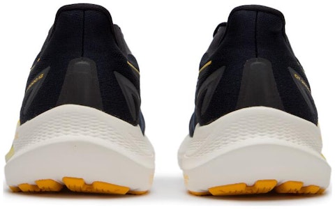 ASICS GT 2000 12 Lite Show 'Negro Degradado' 1011B925-001 Lookbook ASICS GT 2000 12 Lite Show 'Negro Degradado' 1011B925-001