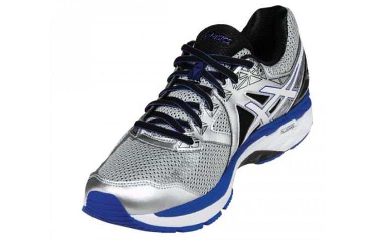 Lookbook ASICS GT 2000 4 '银皇家' 运动鞋 T606N-9301