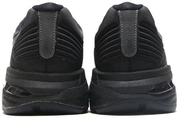 Asics GT-2000 New York 6 舒適透氣 低筒運動鞋 烏黑 Shop Asics GT-2000 New York 6 舒適透氣 低筒運動鞋 烏黑