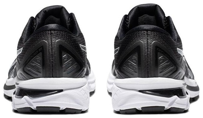 ASICS GT 2000 9 4E Lebar 'Hitam Putih' 1011A987-001 Lookbook ASICS GT 2000 9 4E Lebar 'Hitam Putih' 1011A987-001