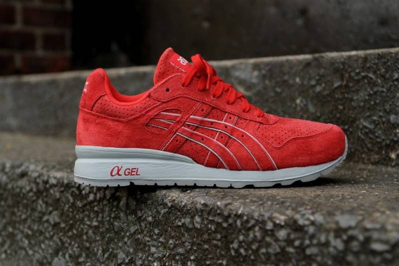 Asics sales super red