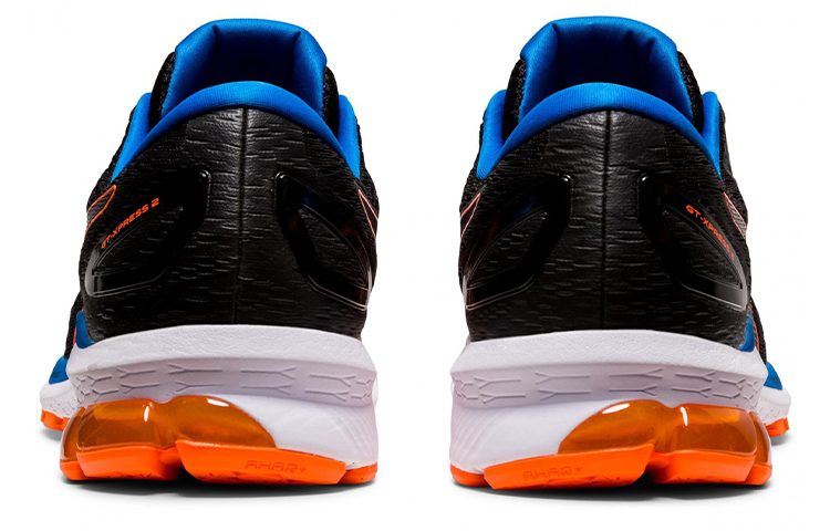 Shop Asics GT-Xpress 2 低筒跑步鞋 黑橙