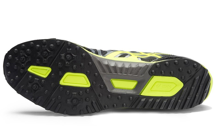 Shop Asics Hyper Xcs 舒適耐磨專業賽車鞋 黑黃色