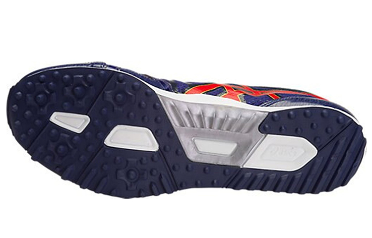 Shop Asics Hyper Xcs 舒適耐磨 賽車訓練鞋 紫色