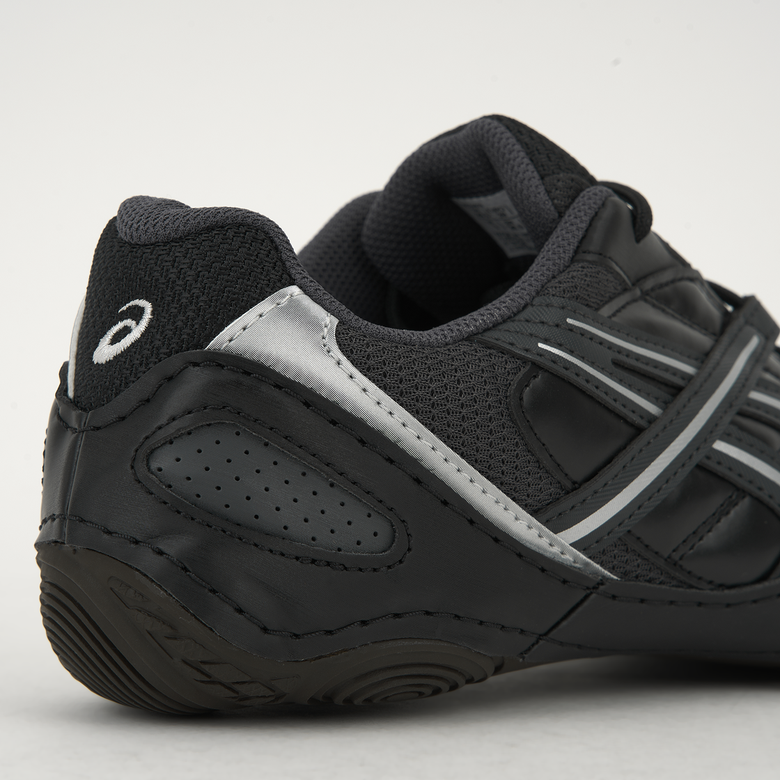 Cheap ASICS Hypersync ''Graphite Grey Zwart'' 1203A879-021