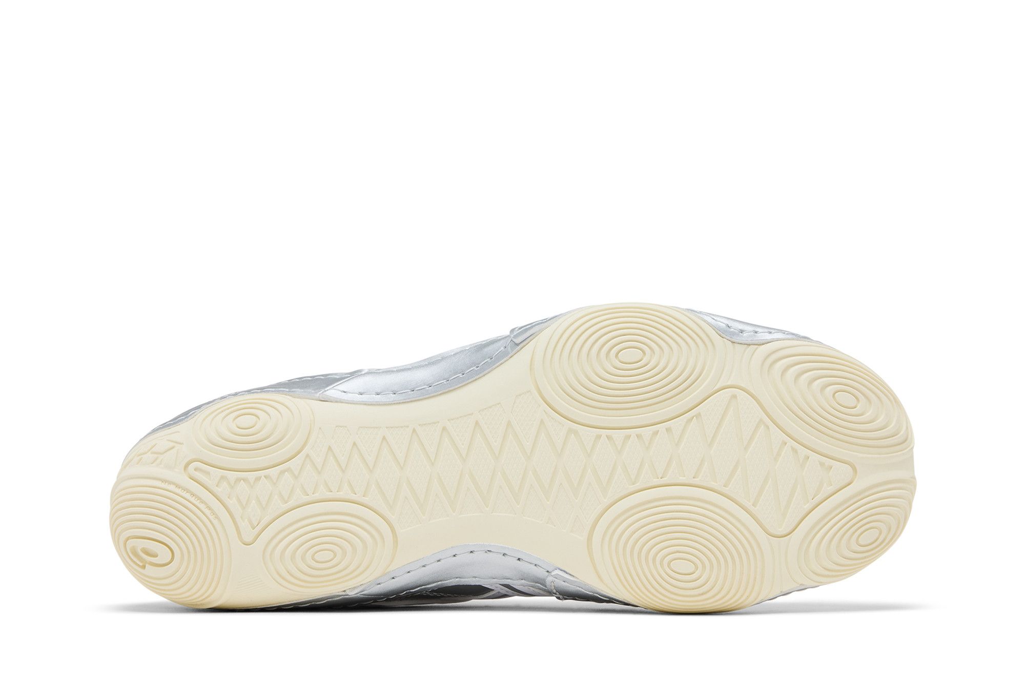 Shop ASICS Hypersync ''Gris Piedmont'' 1203A879-020