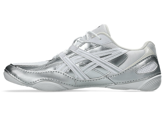 Shop ASICS ハイパーシンク アスレチックスニーカー ホワイト/ピュアシルバー 1203A879-100