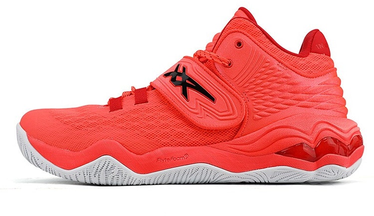 asics-low-red-basketball-1061-a029-701