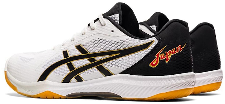 ASICS Rote Japan Lyte FF 2 Putih/Hitam 1053A028-103 Lookbook ASICS Rote Japan Lyte FF 2 Putih/Hitam 1053A028-103