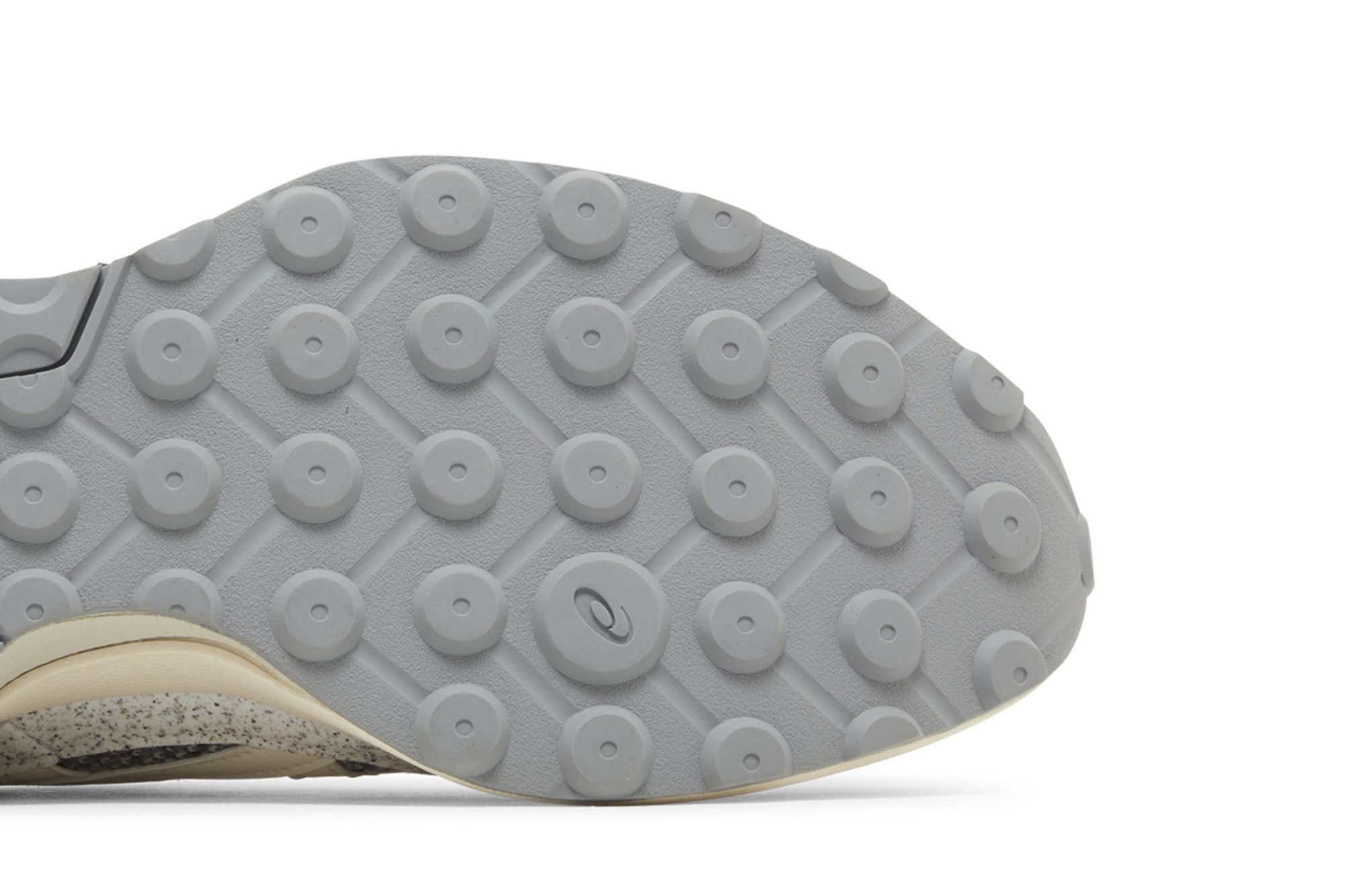 Purchase ASICS Jogger X81 ''Grigio Ostrica Crema'' 1201A700-020