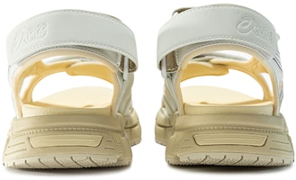 亞瑟士 Kahana Sd 涼鞋 米白 Shop 亞瑟士 Kahana Sd 涼鞋 米白