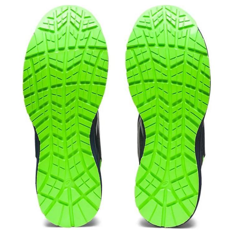 Shop ASICS Low-Top 'Nyaman Serbaguna' 1273A078-401