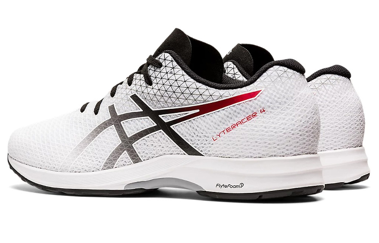 Shop ASICS Lyteracer 4 '白黑' 竞速跑鞋 1011B349-100