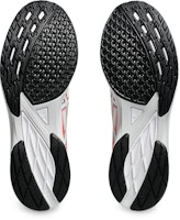 亚瑟士Lyteracer 5白黑跑鞋 1011B903-101 Sizing 亚瑟士Lyteracer 5白黑跑鞋 1011B903-101